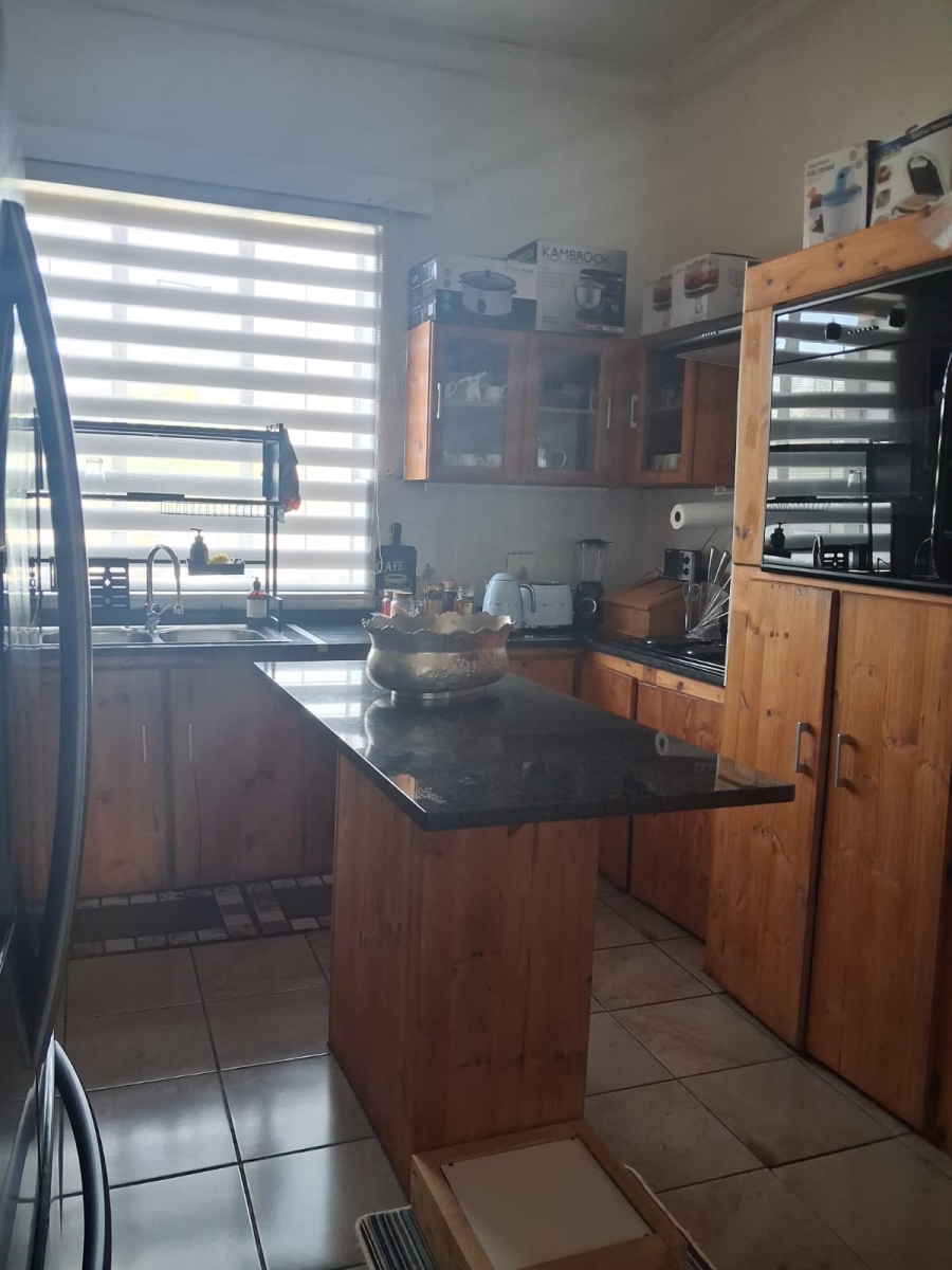 5 Bedroom Property for Sale in Villiers Free State